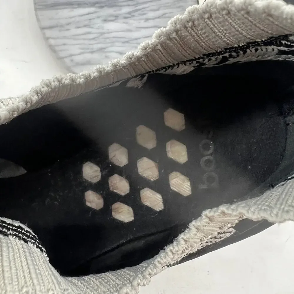 Adidas Mens 12 NMD R1 Primeknit Sesame Sneakers Lightweight Shoes AQ0899